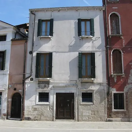 Lägenhet Casa Renata